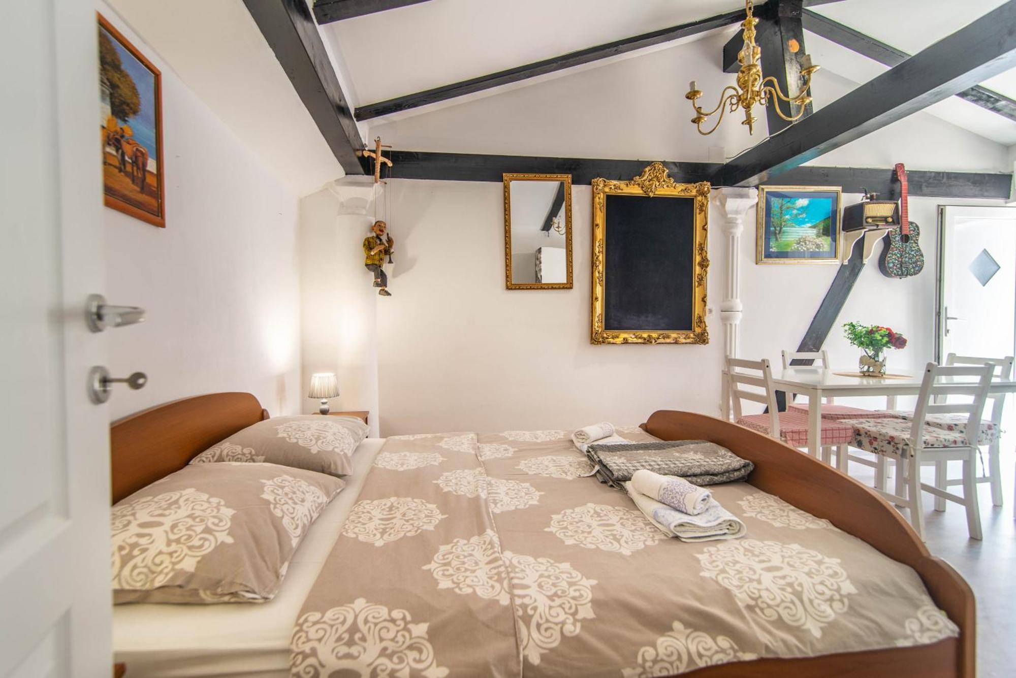 Giovanna Boutique Rooms & Pool Пула Экстерьер фото
