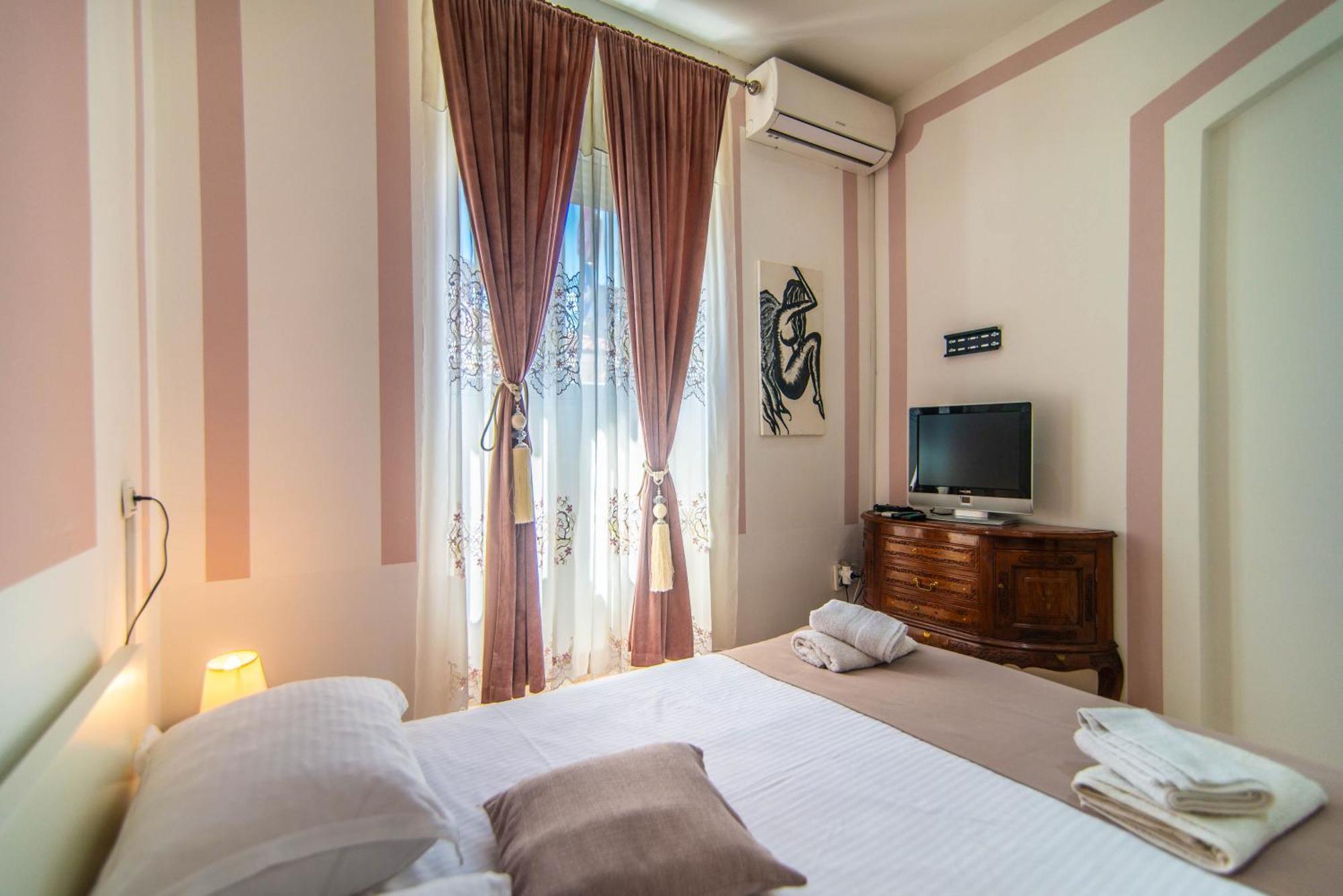 Giovanna Boutique Rooms & Pool Пула Экстерьер фото